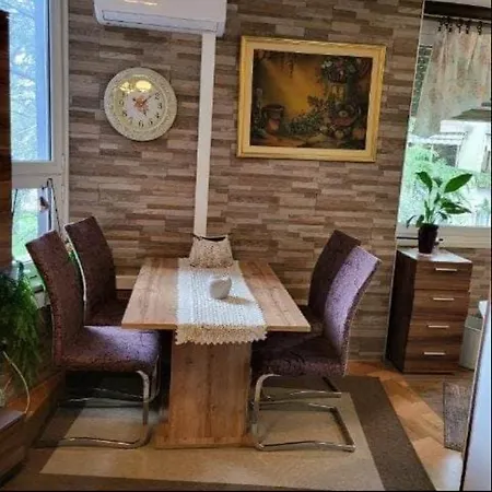 Apartma Apartament *